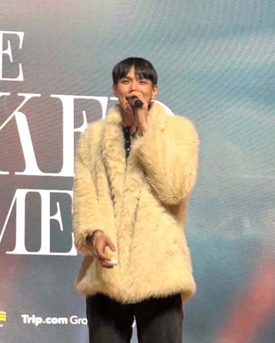 cupcake🧁 tweet media