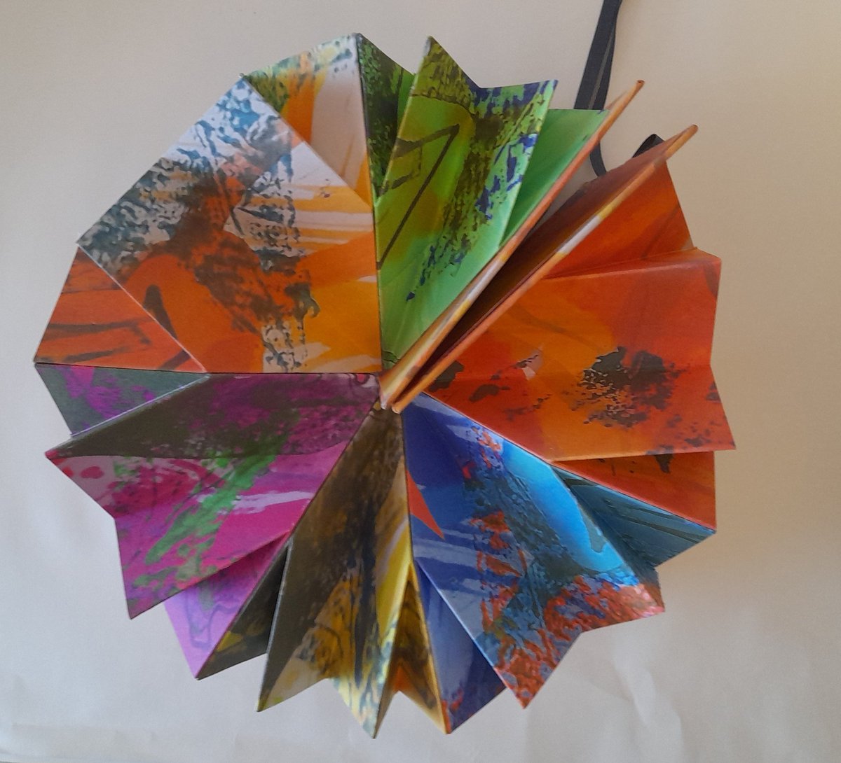 zyarts's tweet image. My explosion fold bookwork exhibited at the Liverpool Artists Book Fair in 2026. #bookwork #artistsbooks