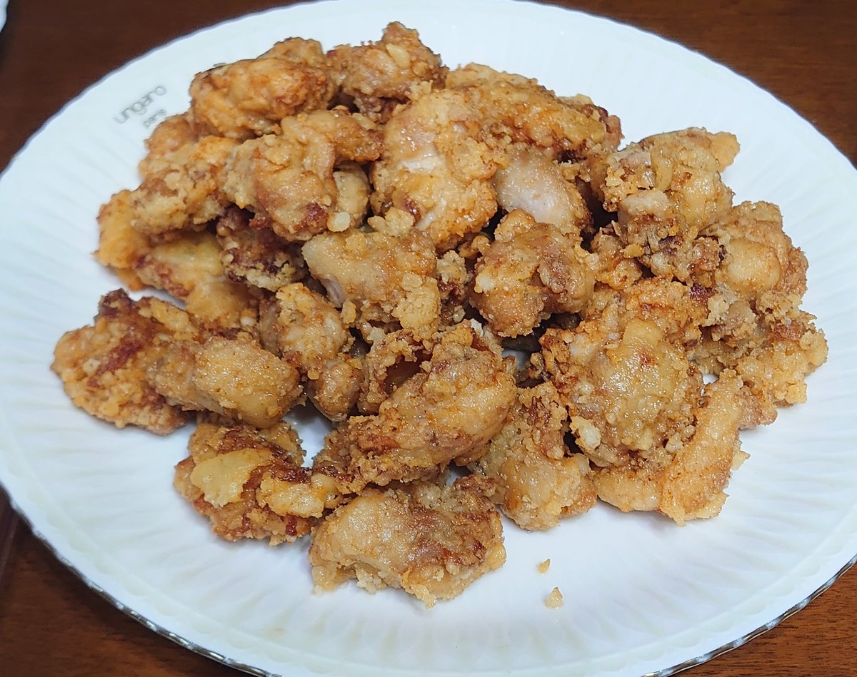 ケンプファー tweet media