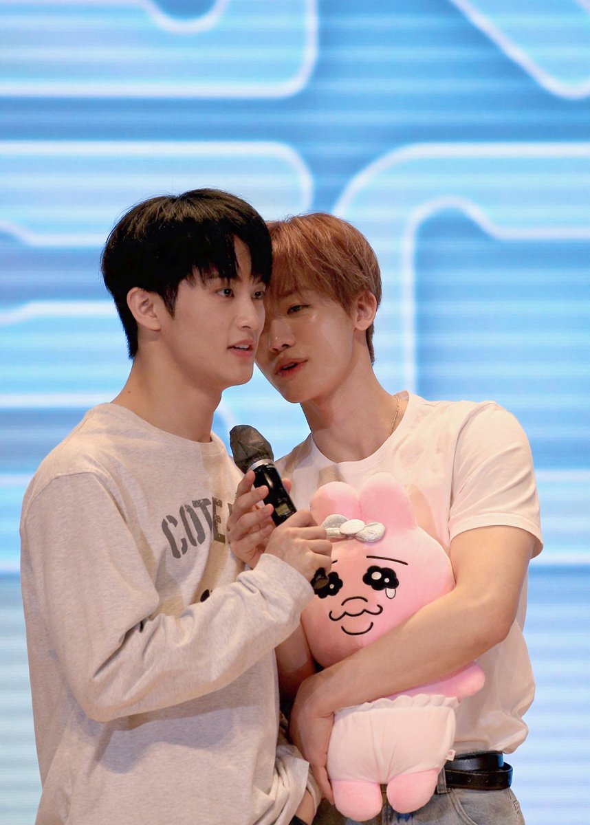 𝙖𝙣𝙜𝙚𝙡 𝙣𝙖𝙣𝙖 👼🐱🎀 공주님 미리 생일죽하해 tweet media