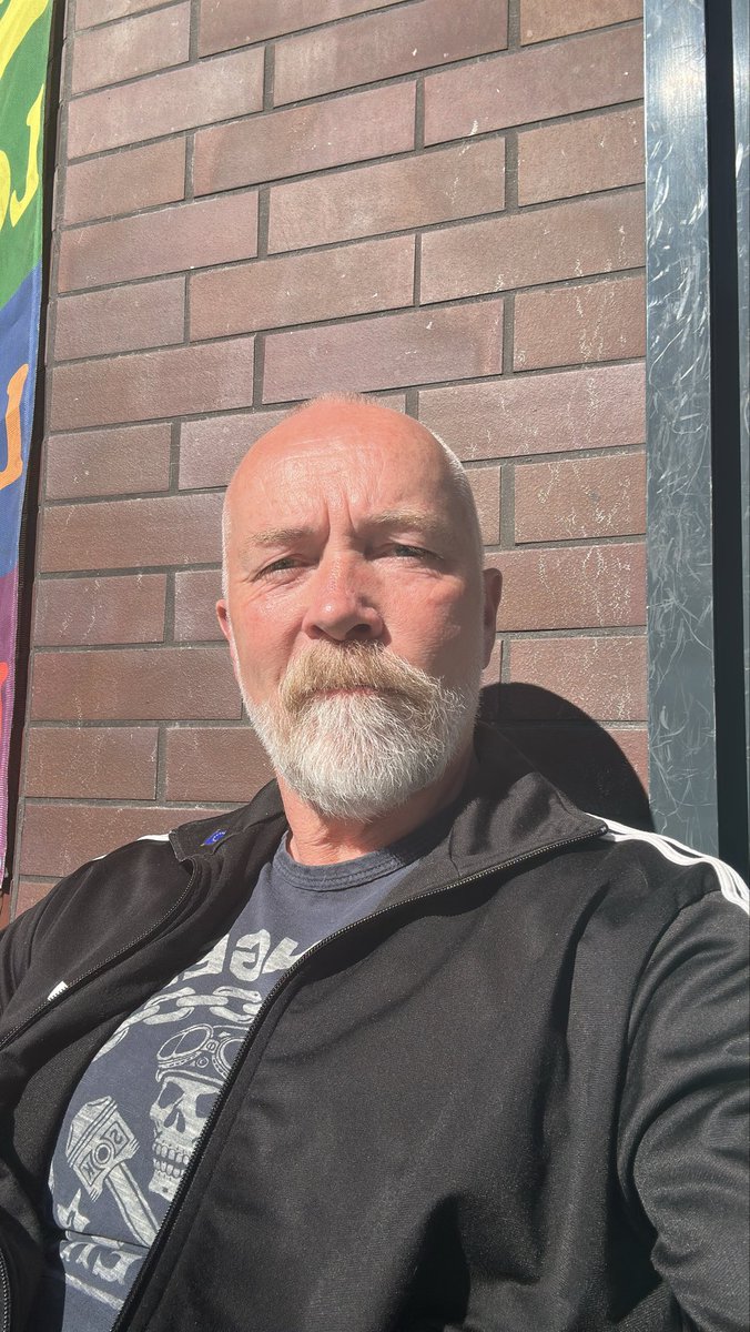 Bear Stuart tweet media