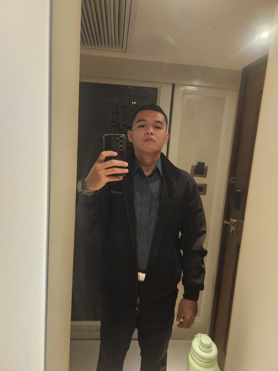 Jims Bond tweet media