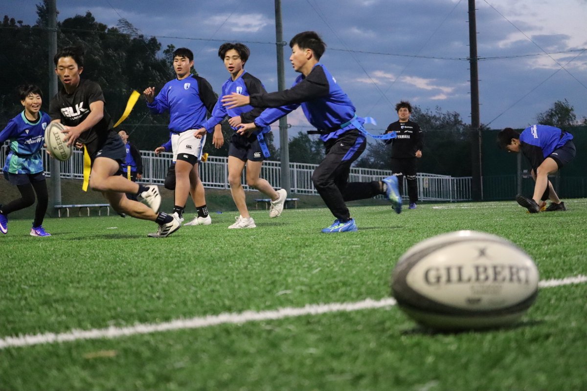bluerevs's tweet photo. 🏉ブルーレヴズSPO☆CULラグビークラブ🏉
🆕2026年4月より始動🆕

少子化や働き方改革により昨今の社会課題の一つとなっている部活動の地域移行化の受け皿として、#静岡ブルーレヴズ が主運営を継承し、#磐田市 と共にプロクラブが行う部活動地域移行化のモデルケースを目指します。

ラグビーを通じて、仲間づくり・成長できる場所へ。

#B1NDandTRY @iwata_koho