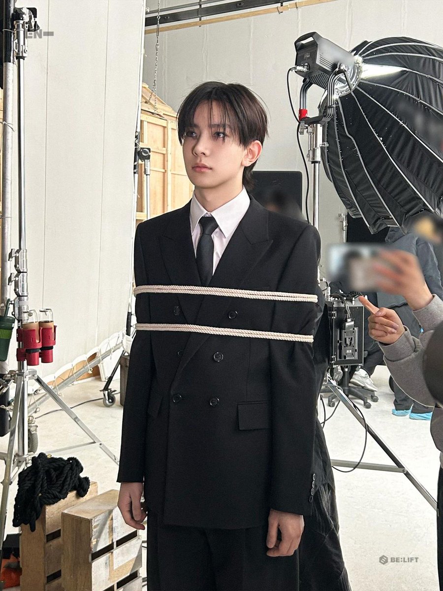 lolo ٠࣪⭑ 7EN tweet media