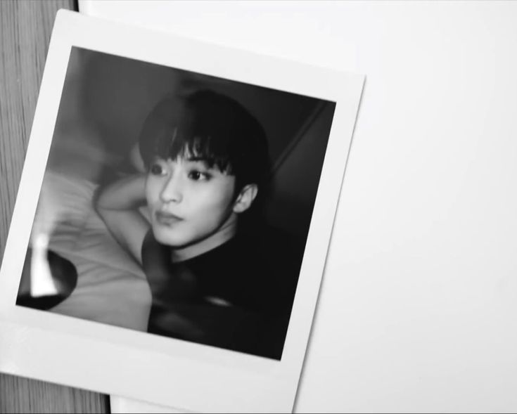 새로 산 아이패드 왔는데 마크 배경화면 추천해주실 분