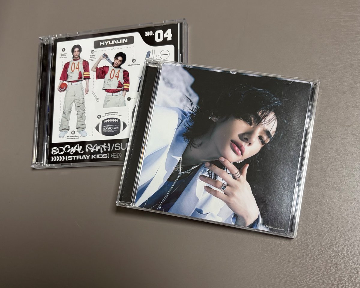 ㅌㅊㅅ)s.찌늬(ᰔ히힣)(떽띠믱뮹이꺼)(찌니렛♡)(🤍현이)(❤️동그랑땡)(🤍영원) tweet media