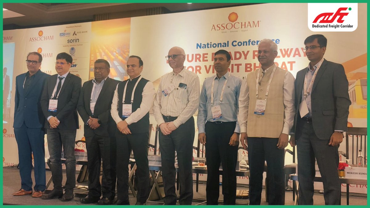 dfccil_india's tweet image. 𝐒𝐡𝐚𝐩𝐢𝐧𝐠 𝐭𝐡𝐞 𝐅𝐮𝐭𝐮𝐫𝐞 𝐨𝐟 𝐑𝐚𝐢𝐥 𝐅𝐫𝐞𝐢𝐠𝐡𝐭

Sh. Shobhit Bhatnagar, Director/OP &amp;amp; BD, participates as a panel speaker at the National Conference on “Future Ready #Railways for #ViksitBharat 2047” organised by @ASSOCHAM4India.

During the session, he shared key