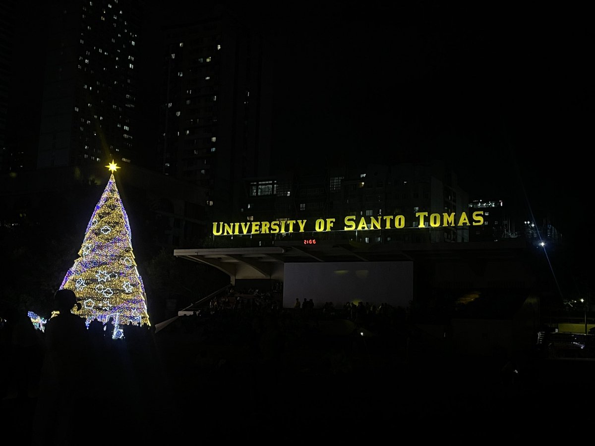 mygodsua's tweet image. also paskuhan szn is sooo pretty :)