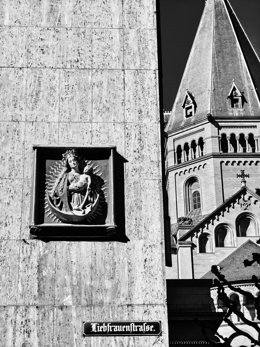 FREN ✟ tweet media