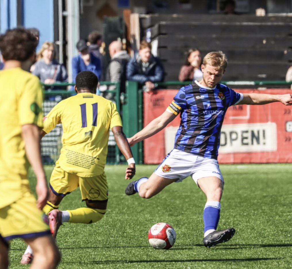 Avro FC tweet media