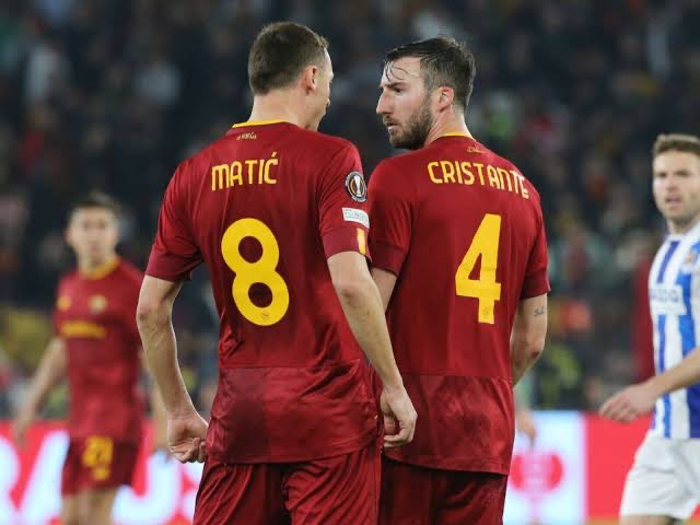 FRANCESCOASROM7's tweet photo. Avevi Capito Tutto Nemanja Perdonaci https://t.co/hjsJZbUTh8