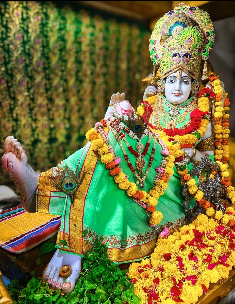 DIPTI 💫 tweet media