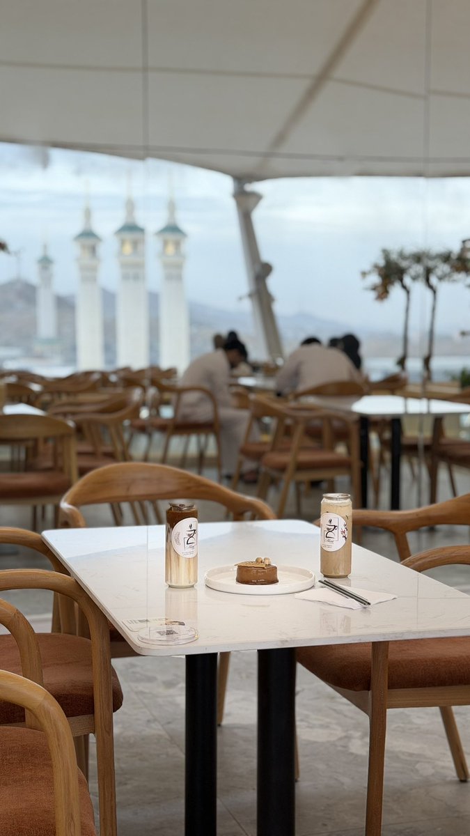 صَفاء . tweet media