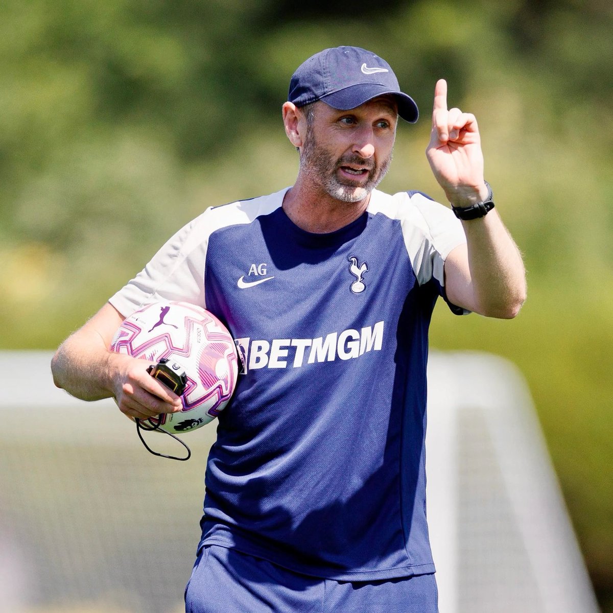 Set-piece FC strolls into its third Manager. We’re going NOWHERE!