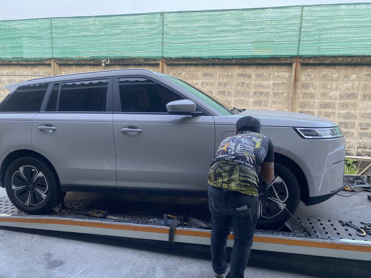 เฮียขับรถ tweet media