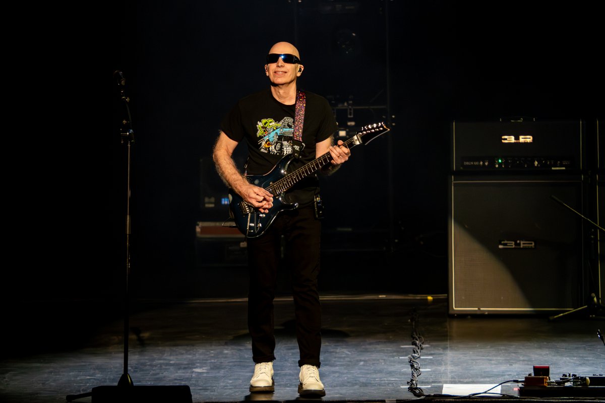Joe Satriani tweet media