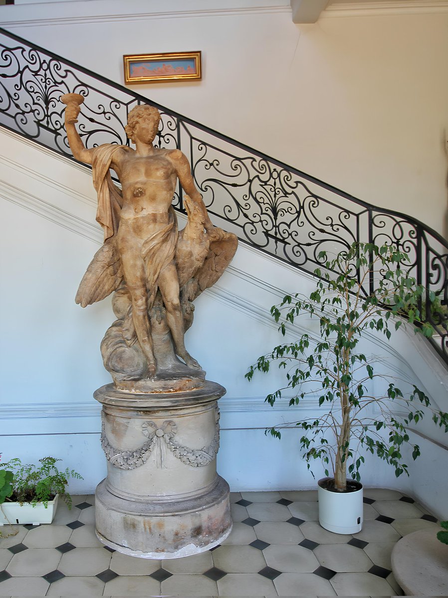 Château de Saint-Pierre-Église tweet media