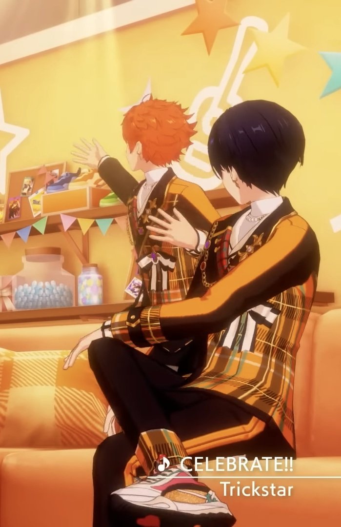 얘, 호쿠토야.
자꾸 그렇게 앉으면
골반 틀어진단다.