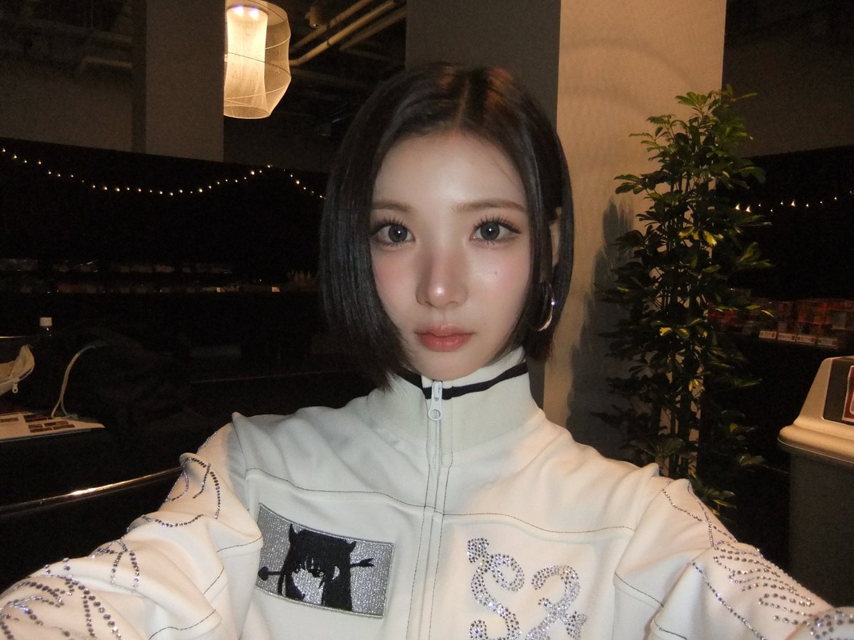 jiwoo pics tweet media