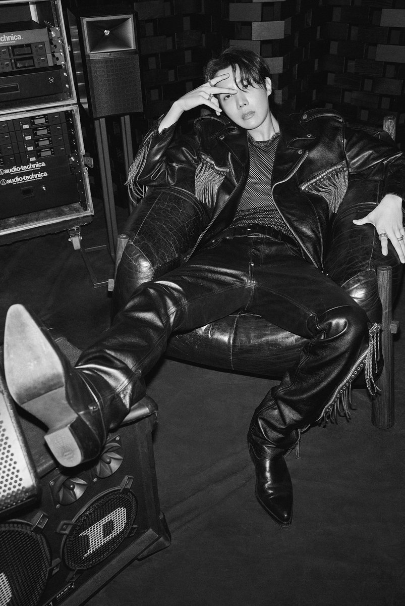 Nisa⁷ 𝘽𝙏𝙎 𝙮𝙚𝙖𝙧 💜 tweet media