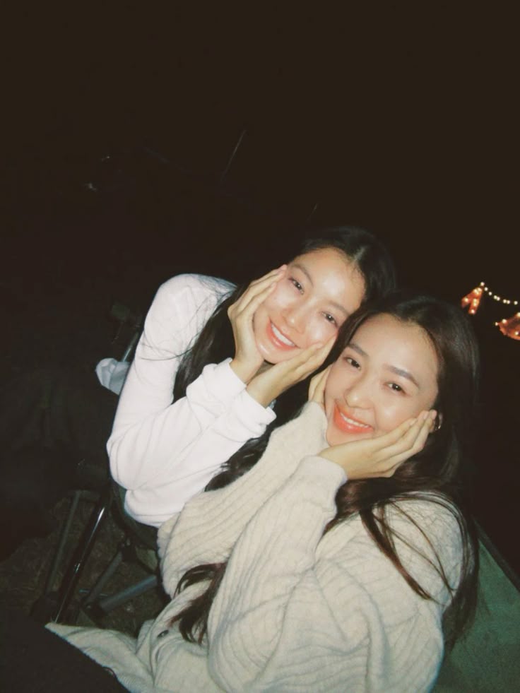 fel 🌻☀️ | SEA'S DAY!! 💙 tweet media