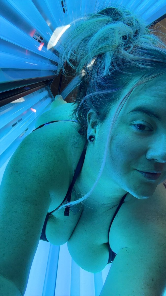 Bootzs77 aka Heavann Allison tweet media