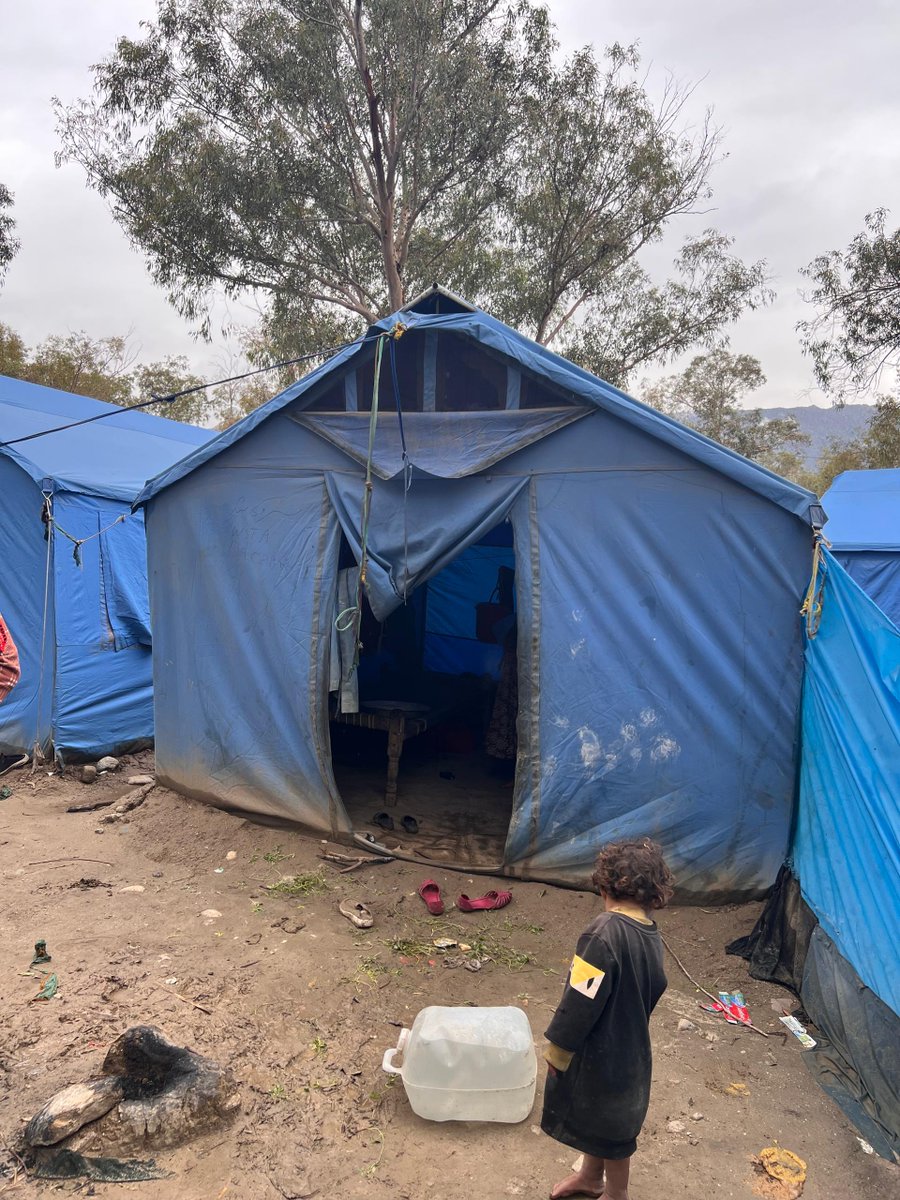 ActionAid_Afg's tweet photo. Millions of returnees are trapped between violence, disasters &amp; uncertainty. In 2025 alone, 2.3M+ returned with nothing, no homes, no income, no safety. We must not abandon them twice. Act now: shelter, food, health &amp; cash. #ProtectReturnees #Afghanista https://t.co/ngRRNwBENz