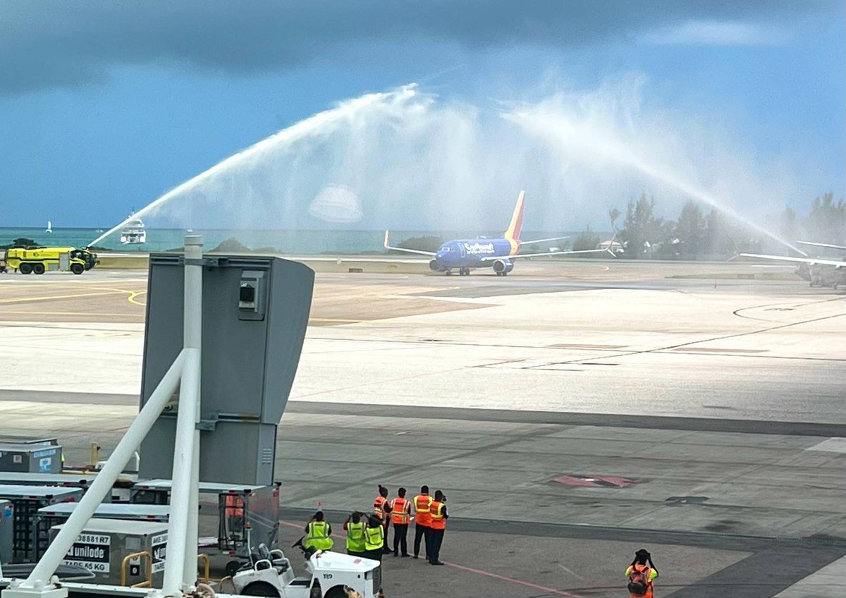 fl360aero's tweet image. Princess Juliana International Airport (SXM) of St. Maarten welcomed Southwest Airlines’ inaugural nonstop flight from Orlando on Tuesday, marking a significant expansion of the island’s airlift and strengthening its connection to the United States market.

Southwest Flight 1873