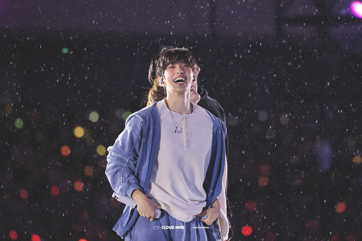 cloud nine tweet media