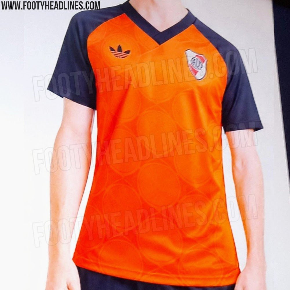 @info RIVER tweet media