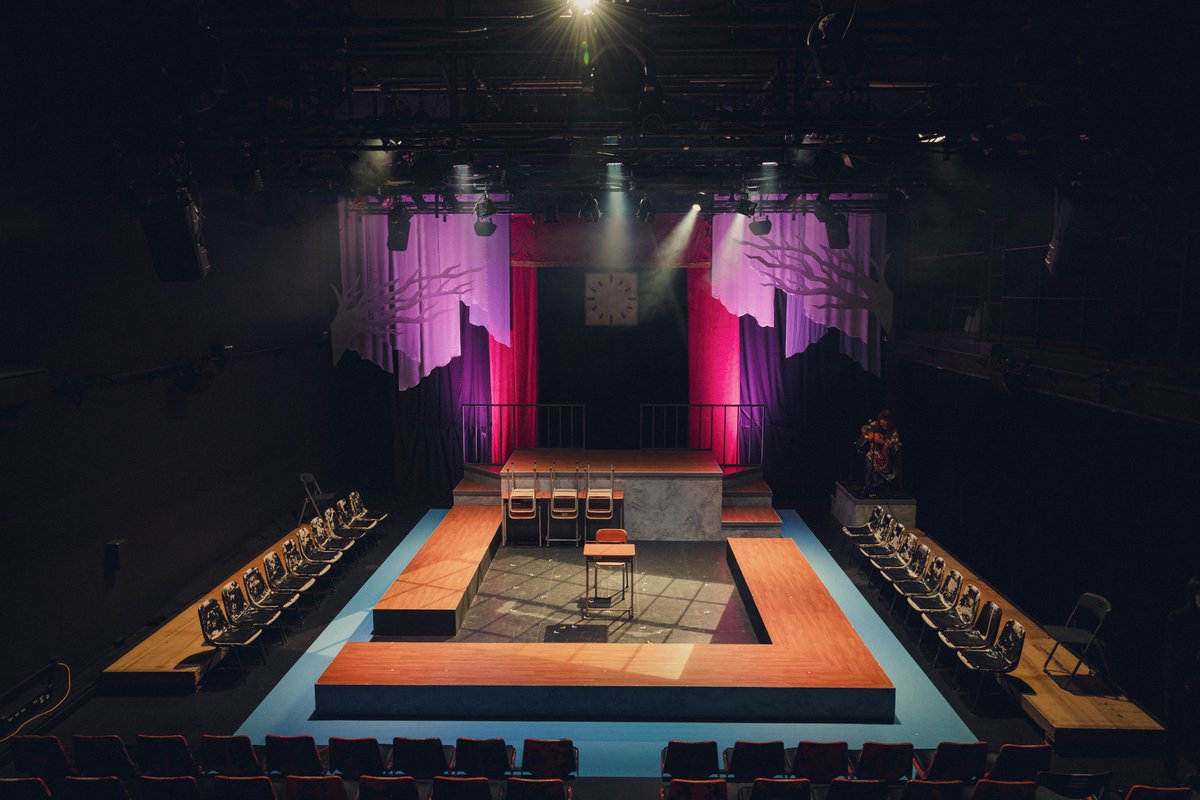 谷口航季(img)帽子と袴のエンターテイナー tweet media