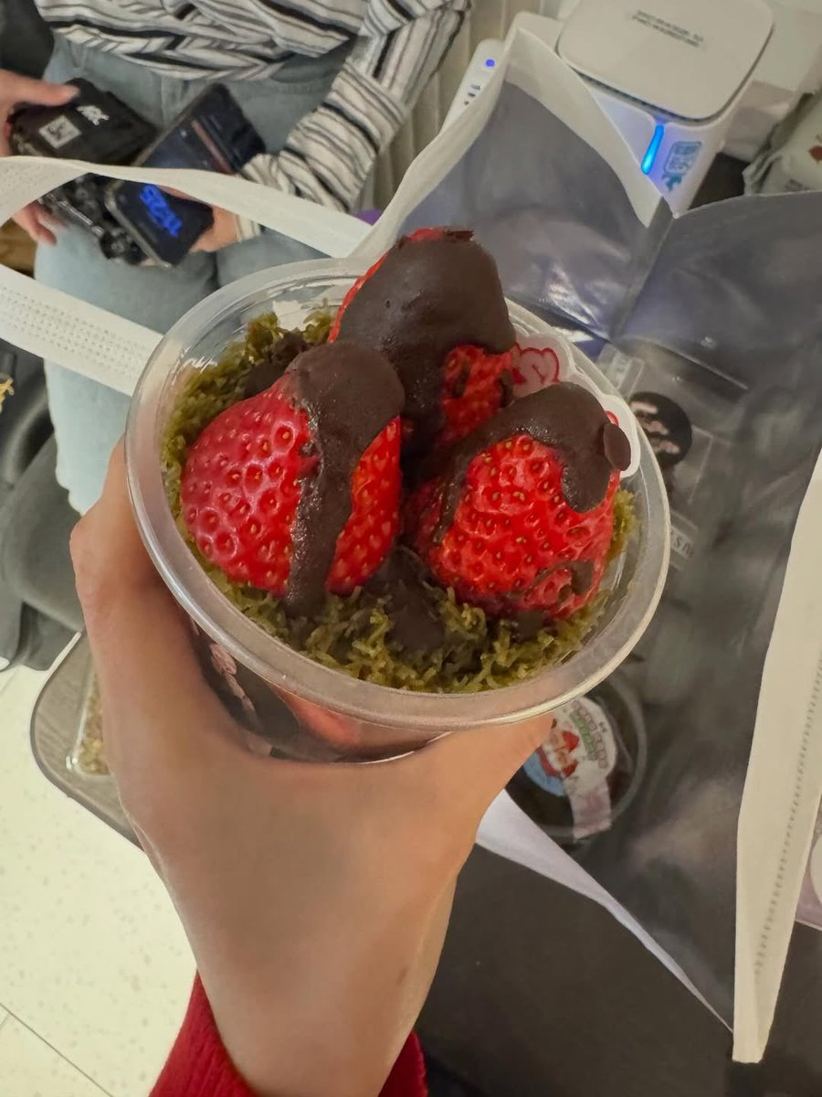 Loverrukk Official Fanclub (Ver.2) tweet media