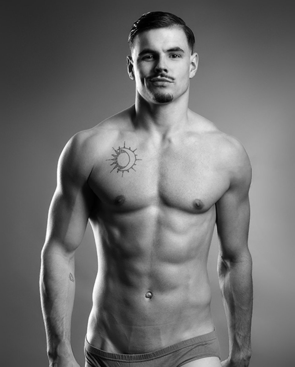 Model Clement Pelletier photographed by Fred Goudon Photographe. Full ...