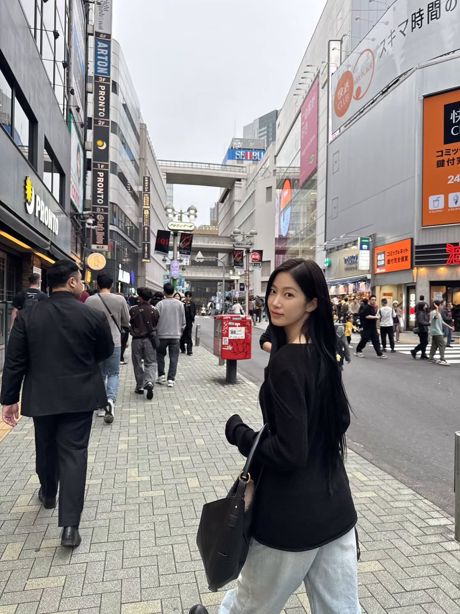 kazuha pics tweet media