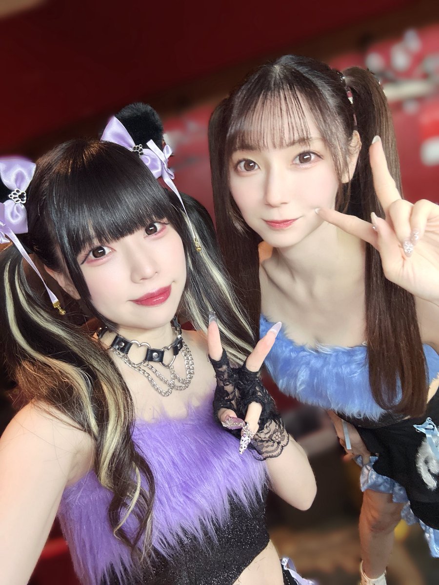 royaldoll0213's tweet photo. 本日は渋谷Starloungeにて天羽うにサ終ライブありがとうございました👑
いつも仲良くしてくれてるうにちゃんの大切なライブに出演させてもらえて、コラボもできて本当に嬉しかったよ( ; ; )
またいつか一緒に歌えたらいいなって本当に思ってるよ、、😭🤍

次回のライブは26日(日)☀️秋葉原GOODMANです🎤 https://t.co/4nTURid8cC