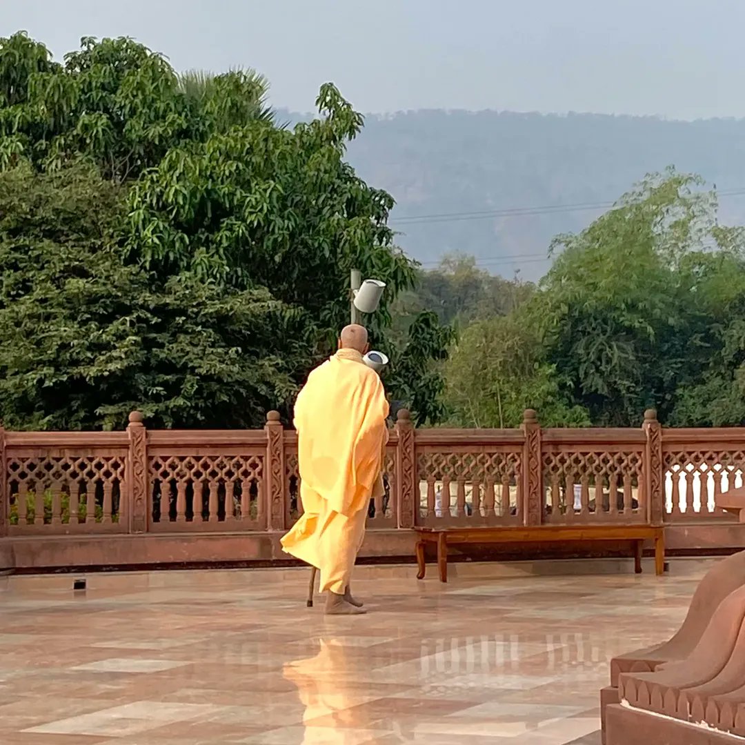 Radhanath Swami tweet media