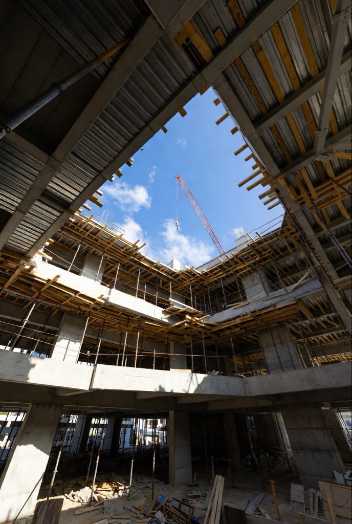 strandedasset's tweet photo. I’m tracking the physical layer of the AI buildout.

Not the models. Not the chatbots.
The power, the cooling, and the concrete.

Follow along if you like the view from the ground up. 🏗️ https://t.co/TNYFgJR86X