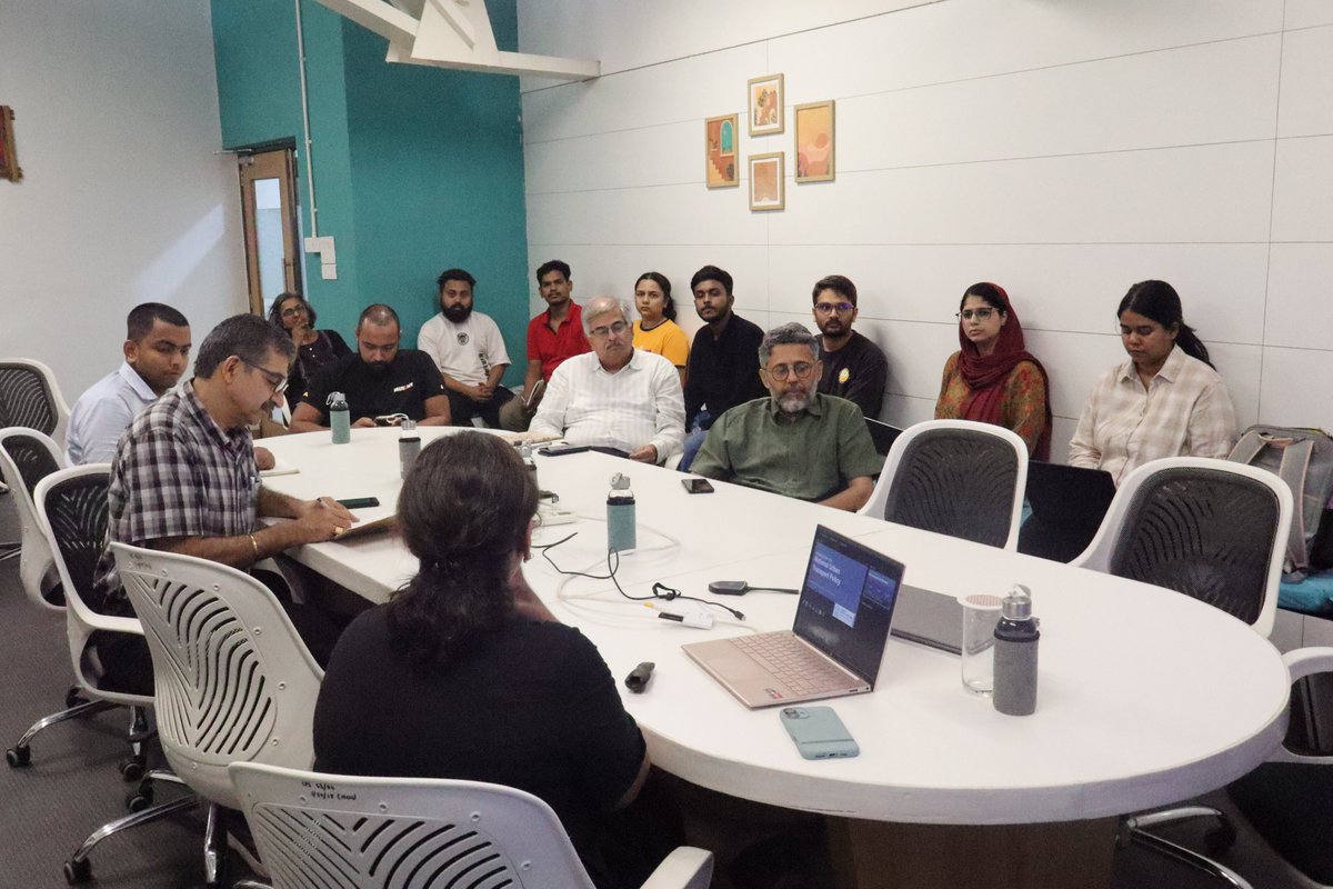 Ashank Desai Centre for Policy Studies, IIT Bombay tweet media