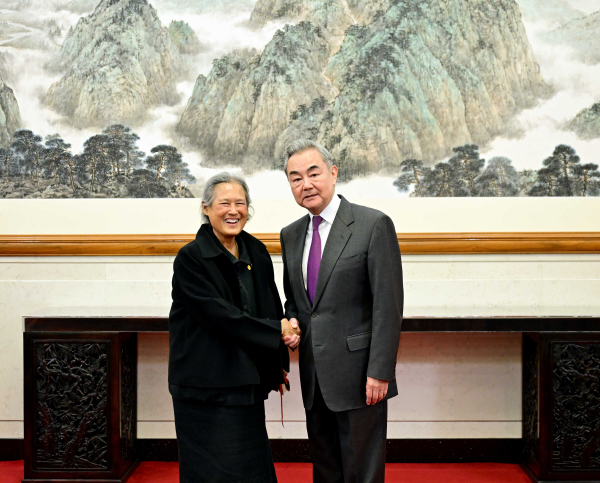 Chinamission2un's tweet image. 2026年4月8日，中共中央政治局委员、外交部长王毅在北京会见泰国公主诗琳通。
fmprc.gov.cn/wjbzhd/202604/…