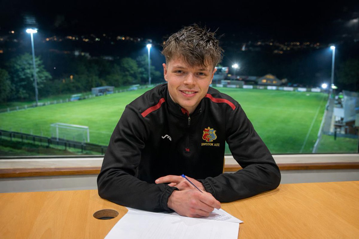 tafclambs's tweet photo. Tom Signs On ✍️❤️🖤

Tavistock AFC are pleased to announce that midfielder Tom Chastey has made history by becoming the first to sign a contract with the club. ⚽️

Tom has committed his future to the Lambs ahead of the 2026/27 season. 🐑

@swsportsnews @PLsportsnews https://t.co/jVUz3IYVw7
