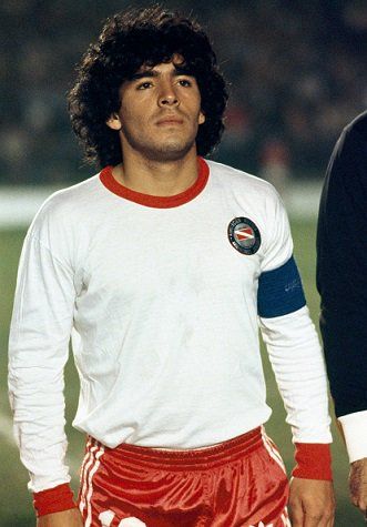 Maradona Pics Bot tweet media