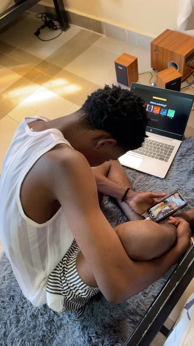 AYOMIPOSI 👑 tweet media