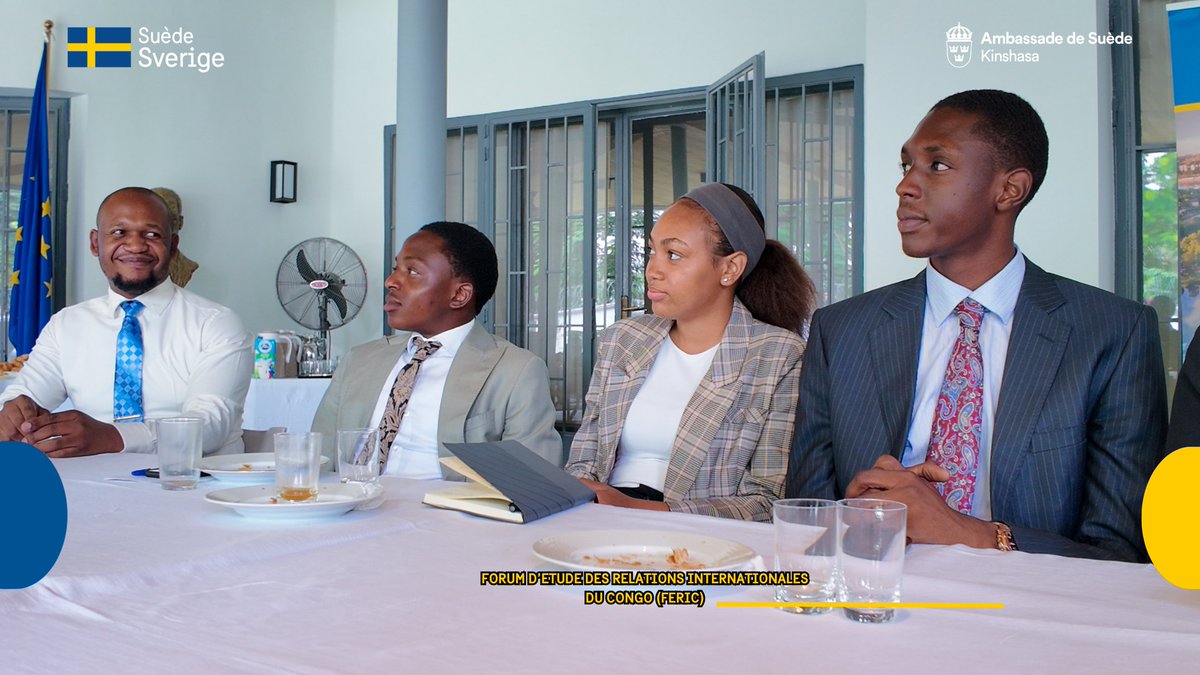SwedeninDRCongo's tweet image. La résidence de l’ambassadeur de Suède en RDC a accueilli une #table #ronde sur la #paix et le #développement en RDC, mettant particulièrement l’accent sur le rôle essentiel des #jeunes, qui représentent près de 65 % de la population.

Pour plus d'infos: facebook.com/share/p/1ETaSJ…