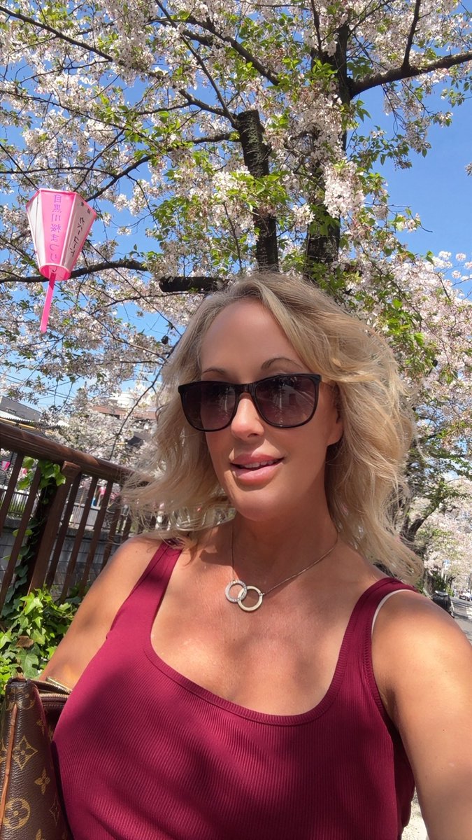 Brandi Love ® tweet media