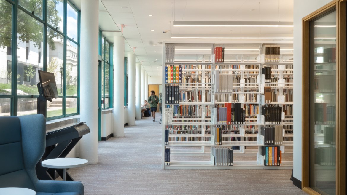BldngEnclosure's tweet image. Preserving one of the few remaining mid-century modern structures on a prominent college campus, MBL Architecture announced the completion of work at @UArkansas’ renowned Fine Arts Center. 

buildingenclosureonline.com/articles/94758…

#restoration #design #architecture
