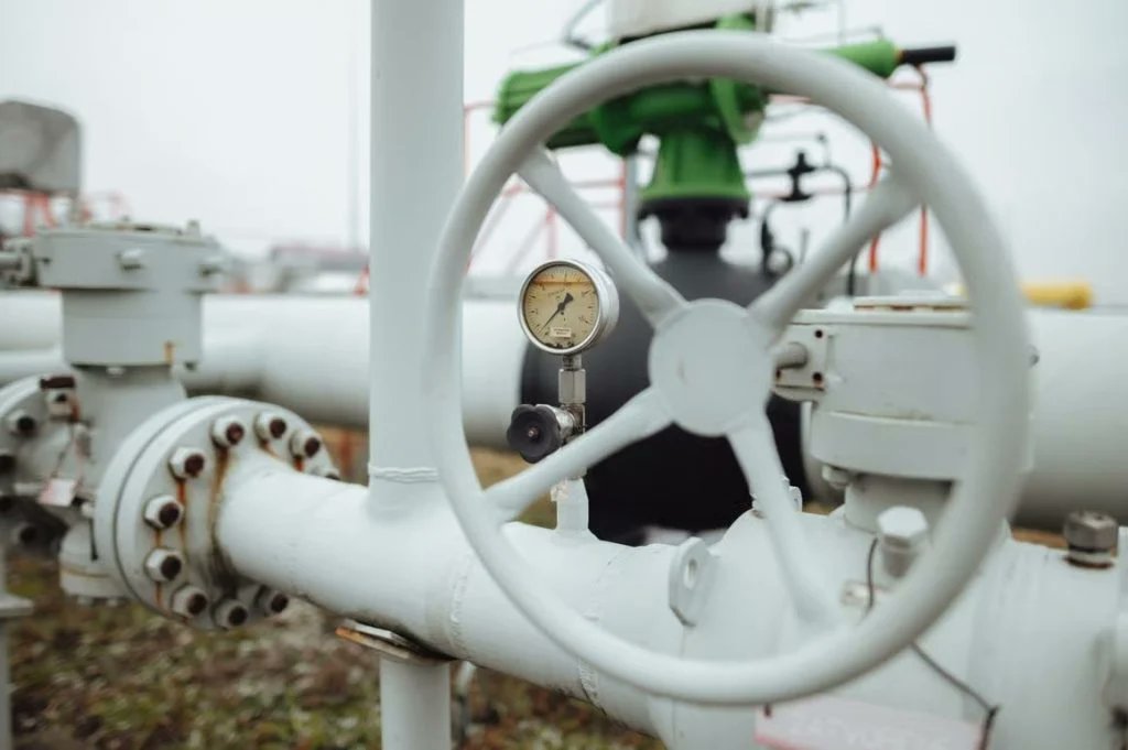 Global Research tweet media