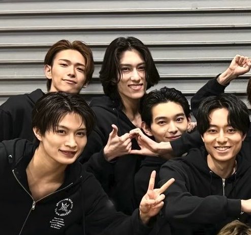 私は深田担 tweet media