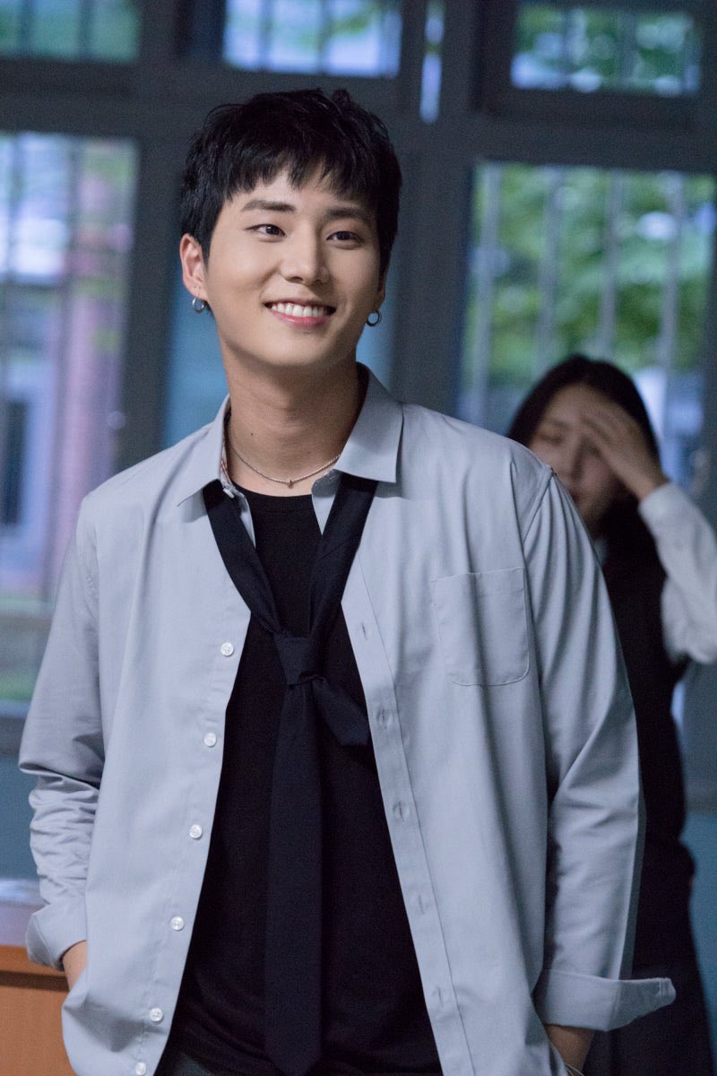 저화질의 독앤캣 tweet media