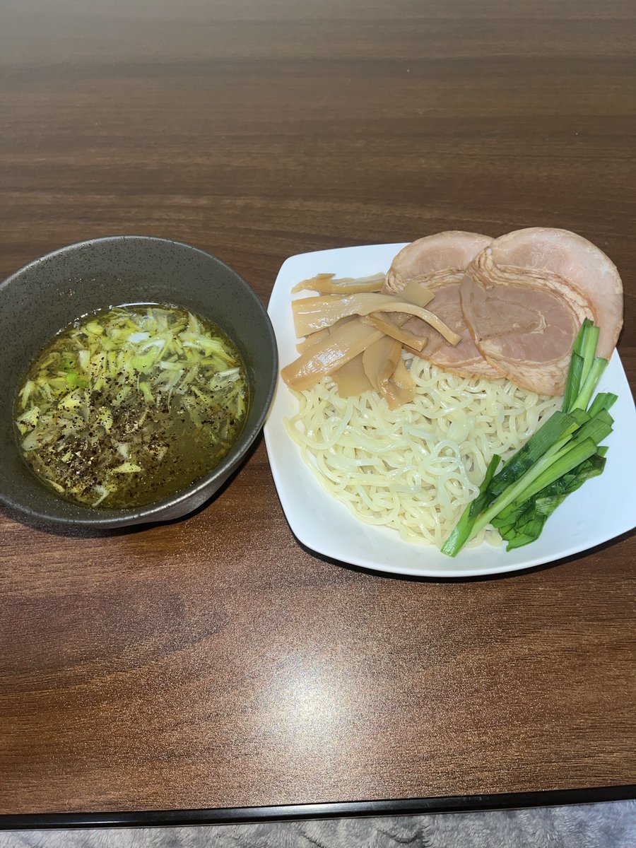 tuginalu tweet media