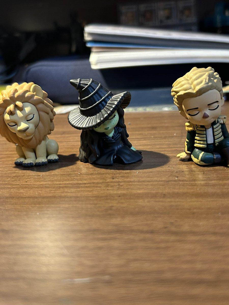 JoeDisney215's tweet photo. @jbaileydaily @marita_m_a hi again! just got them rn and they are SO adorable and so detailed (ignore the mess 😭) https://t.co/akXn9PSdy5